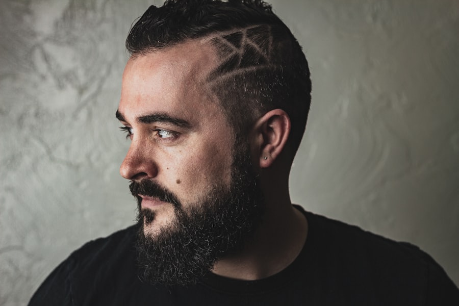 Faded cut with a geometric design